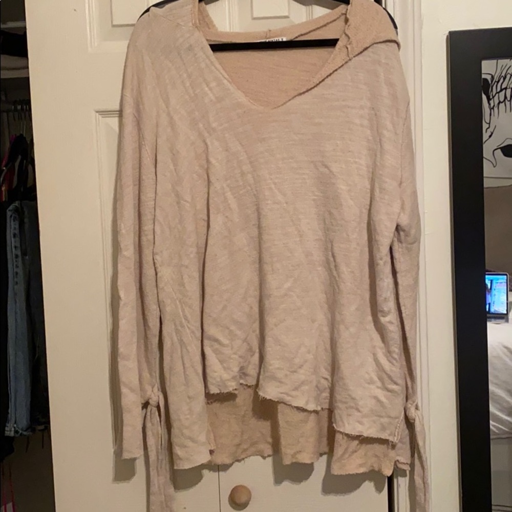 Flowy arm sweatshirt